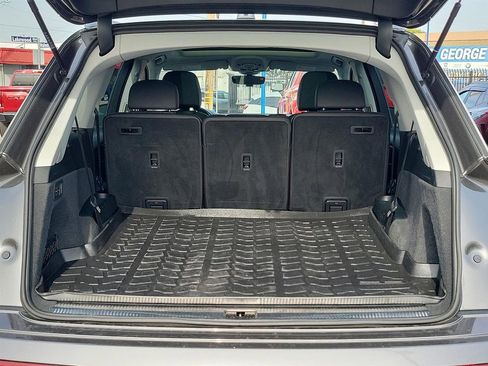 Used 2021 Audi Q7 3.0T Premium Plus w/ Premium Plus Package image 18