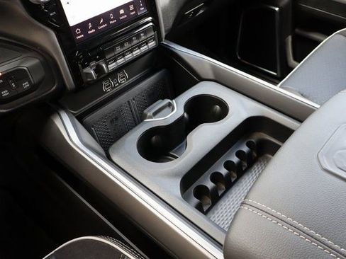 Used 2025 RAM 2500 Laramie image 31