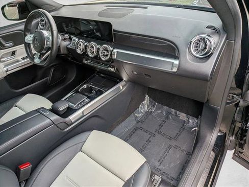 Used 2021 Mercedes-Benz GLB 250 image 14