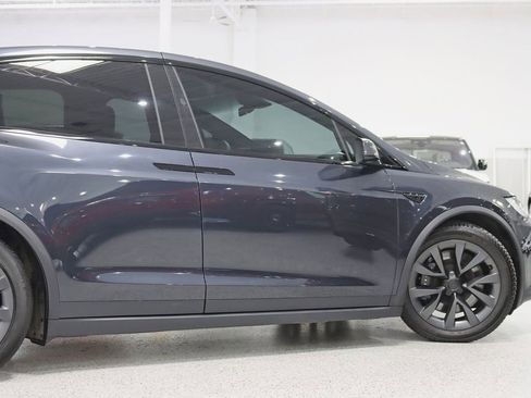 Used 2024 Tesla Model X AWD/4WD image 10