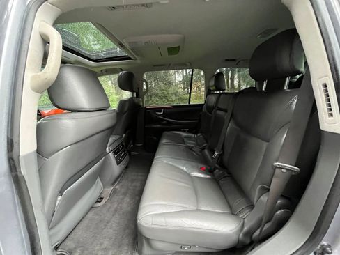Used 2009 Lexus LX 570 4WD image 10
