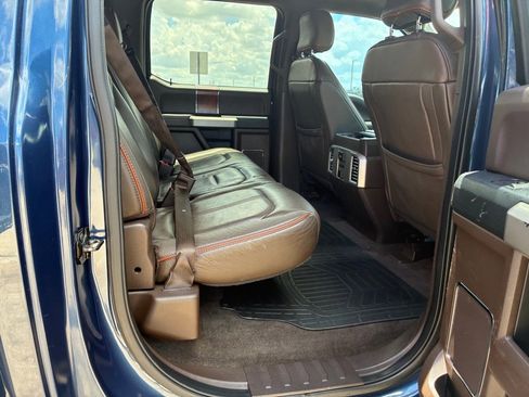 Used 2015 Ford F150 King Ranch w/ Equipment Group 601A Luxury AWD/4WD image 27