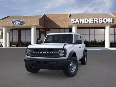 New 2025 Ford Bronco 4-Door image 2