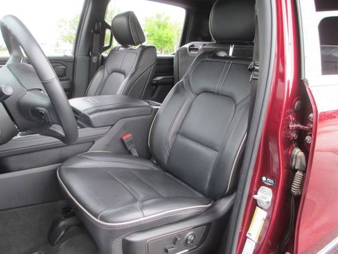 Used 2024 RAM 1500 Limited image 21