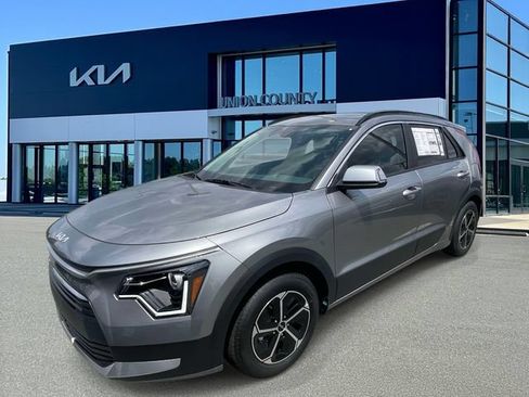 New 2026 Kia Niro EX w/ EX Premium Package FWD image 3