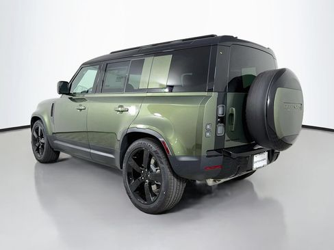 New 2026 Land Rover Defender 110 S AWD/4WD image 7