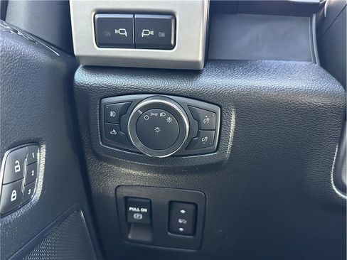 Used 2020 Ford F150 Lariat w/ Equipment Group 502A Luxury image 28