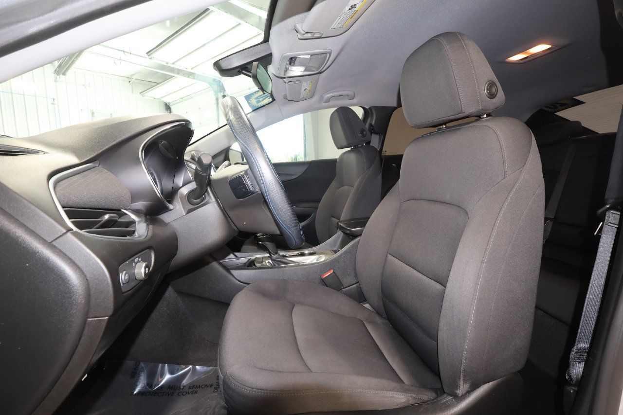Used 2020 Chevrolet Malibu LT FWD image 13