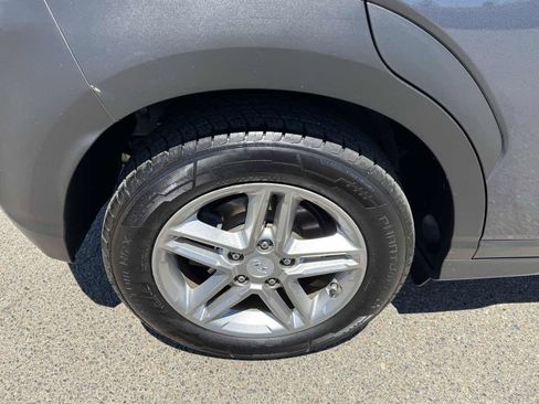Used 2019 Hyundai Kona SE AWD/4WD image 36