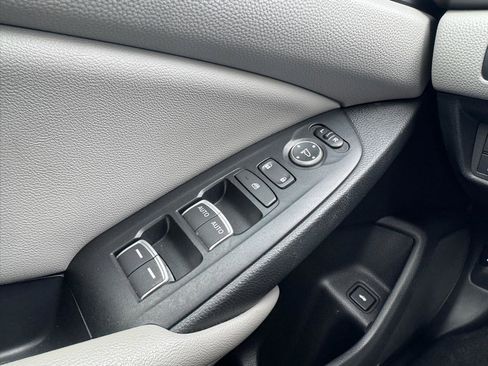 Used 2019 Honda Accord LX image 37