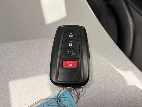 Used 2023 Toyota RAV4 Limited AWD/4WD image 44