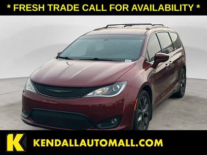 Used 2020 Chrysler Pacifica Touring-L Plus