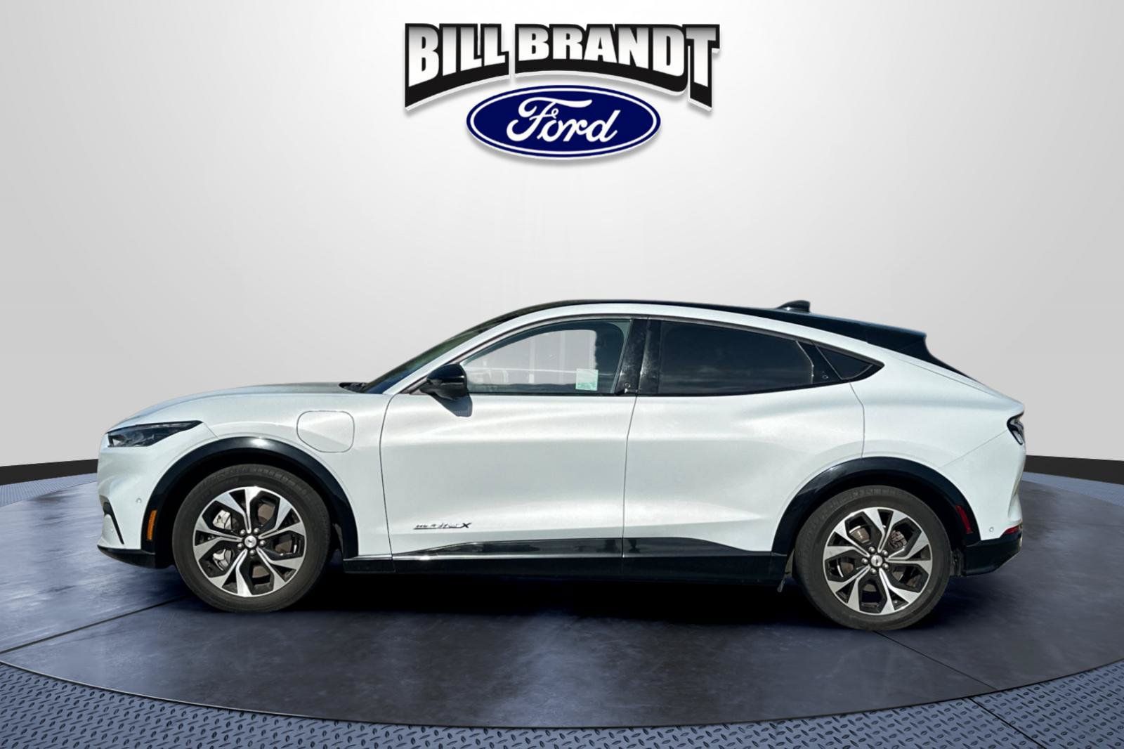 Used 2022 Ford Mustang Mach-E Premium RWD image 6