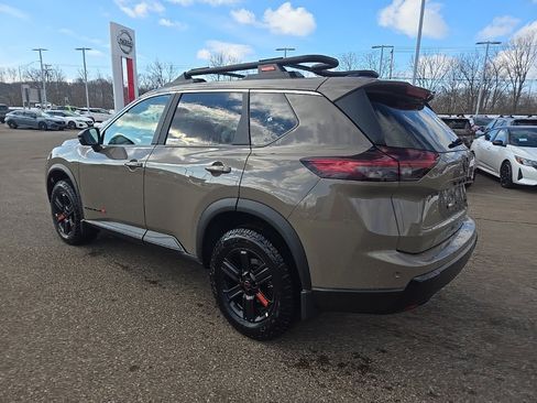 New 2026 Nissan Rogue SV w/ Rock Creek Premium Package image 5