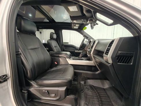 Used 2018 Ford F150 Lariat w/ Equipment Group 502A Luxury AWD/4WD image 37