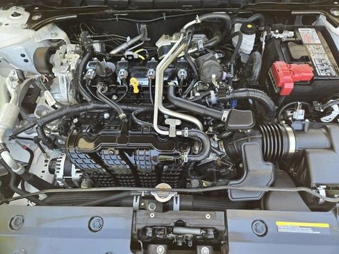 Used 2024 Nissan Altima 2.5 SR FWD image 31