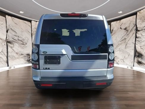 Used 2016 Land Rover LR4 HSE Silver Edition image 5