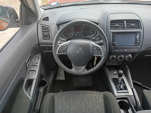 Used 2023 Mitsubishi Outlander Sport ES AWD/4WD image 5