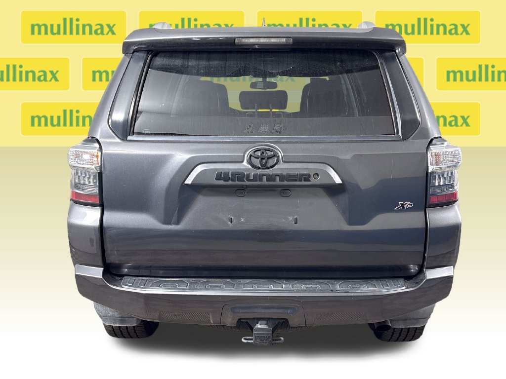 Used 2017 Toyota 4Runner SR5 Premium RWD image 8