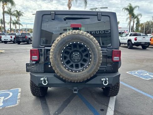Used 2014 Jeep Wrangler Rubicon AWD/4WD image 6