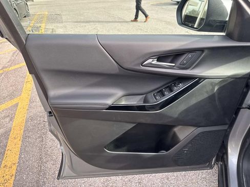 Certified 2025 Chevrolet Equinox LT image 20