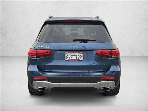 Certified 2021 Mercedes-Benz GLB 250 image 7