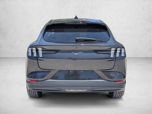 Used 2022 Ford Mustang Mach-E Select w/ Comfort/Technology Package AWD/4WD image 4