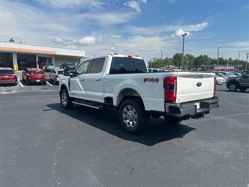 New 2026 Ford F250 Lariat w/ Chrome Package image 7