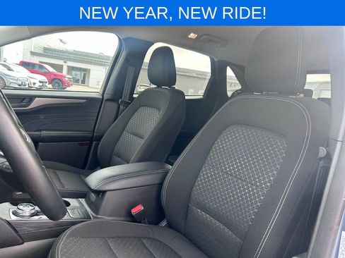 Used 2024 Ford Escape Active image 11