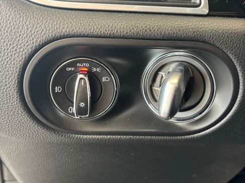 Used 2016 Porsche Macan S image 11