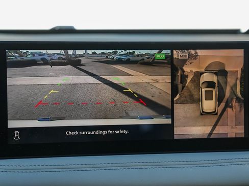 Certified 2025 INFINITI QX60 Luxe w/ Vision Package image 22