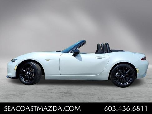 Used 2019 MAZDA MX-5 Miata Club w/ I-ACTIVSENSE Club Package RWD image 2