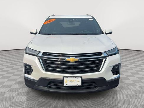 Used 2023 Chevrolet Traverse LT AWD/4WD image 2
