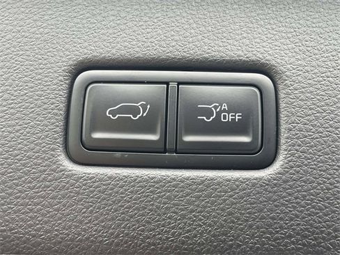 New 2026 Kia Carnival EX image 24