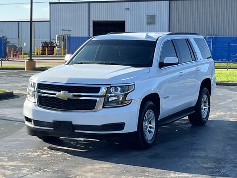 Used 2016 Chevrolet Tahoe LS RWD image 3