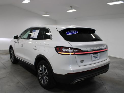 Used 2023 Lincoln Nautilus Reserve w/ Luxury Package AWD/4WD image 7