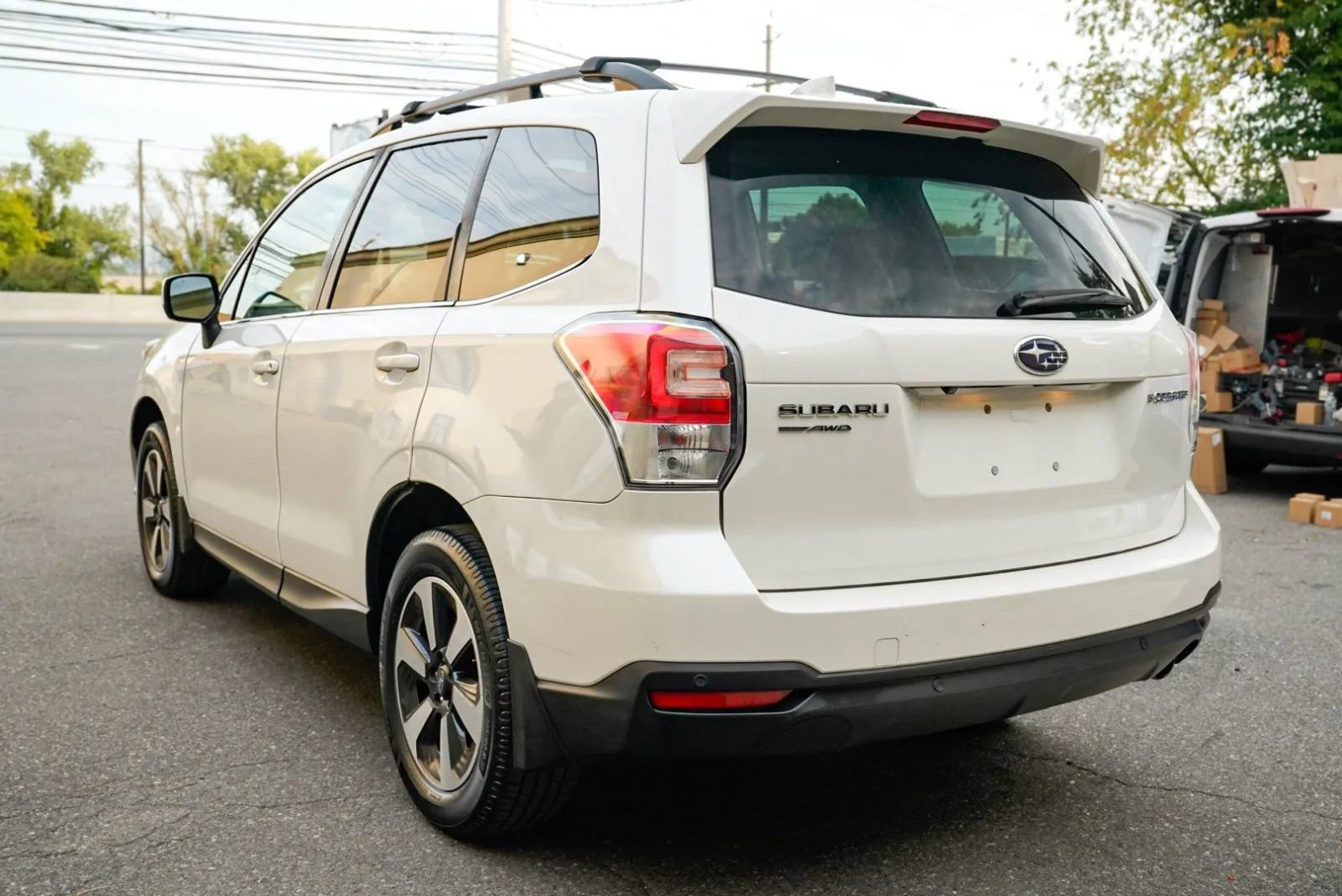 Used 2018 Subaru Forester 2.5i Limited AWD/4WD image 7