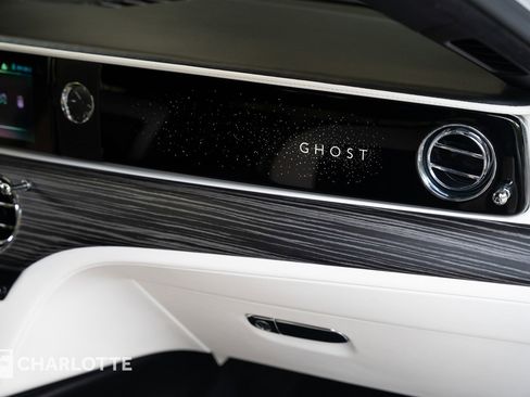 Used 2021 Rolls-Royce Ghost image 30