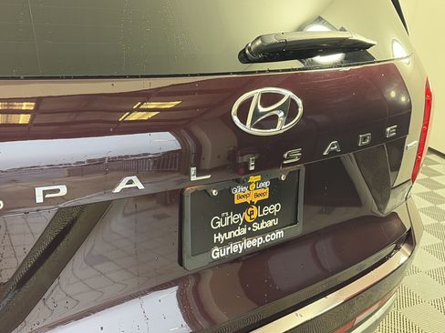 Used 2023 Hyundai Palisade Limited AWD/4WD image 17
