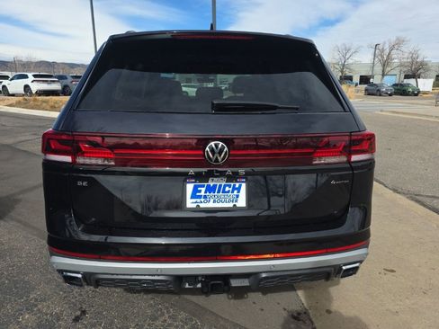 New 2026 Volkswagen Atlas Peak Edition AWD/4WD image 4