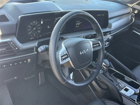 Certified 2025 Kia Telluride SX Prestige X-Pro image 17