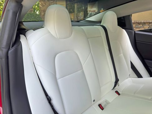 Used 2023 Tesla Model 3 Standard Range image 38