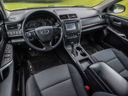 Used 2015 Toyota Camry LE FWD image 18