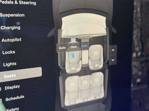 Used 2023 Tesla Model X AWD/4WD image 40