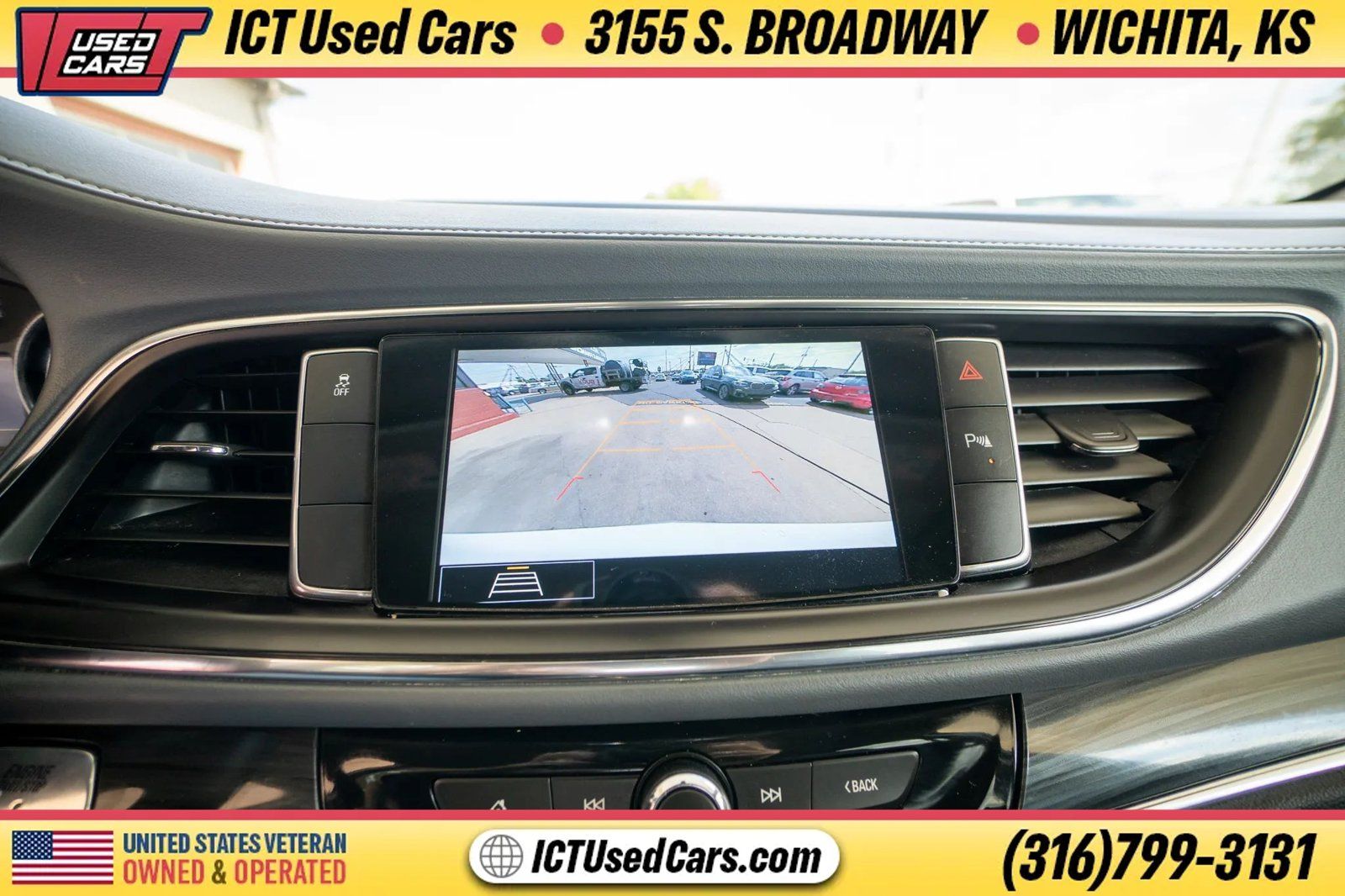 Used 2021 Buick Enclave Essence FWD image 23