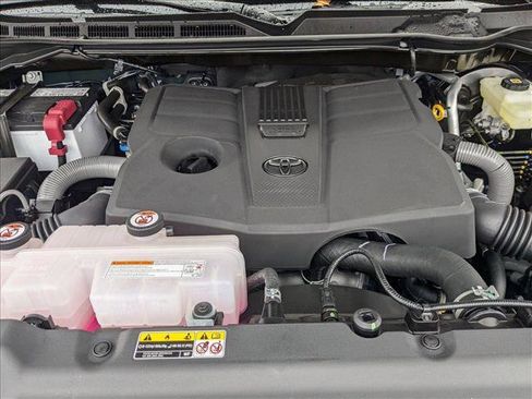 New 2025 Toyota Tundra SR5 image 15