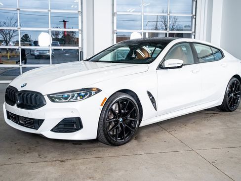 Used 2025 BMW 840i image 11