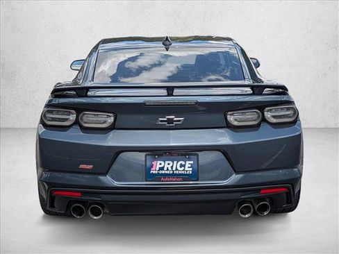 Used 2019 Chevrolet Camaro SS RWD image 7