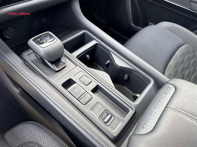 Certified 2025 Nissan Pathfinder S FWD image 28