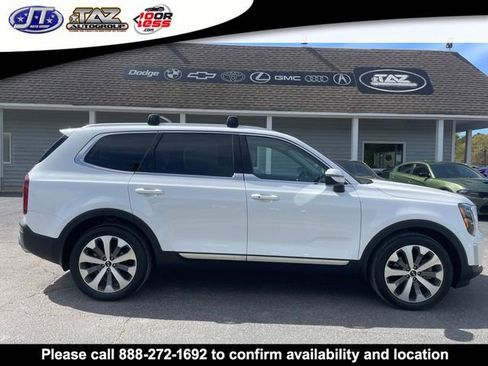 Used 2020 Kia Telluride EX w/ EX Premium Package AWD/4WD image 6